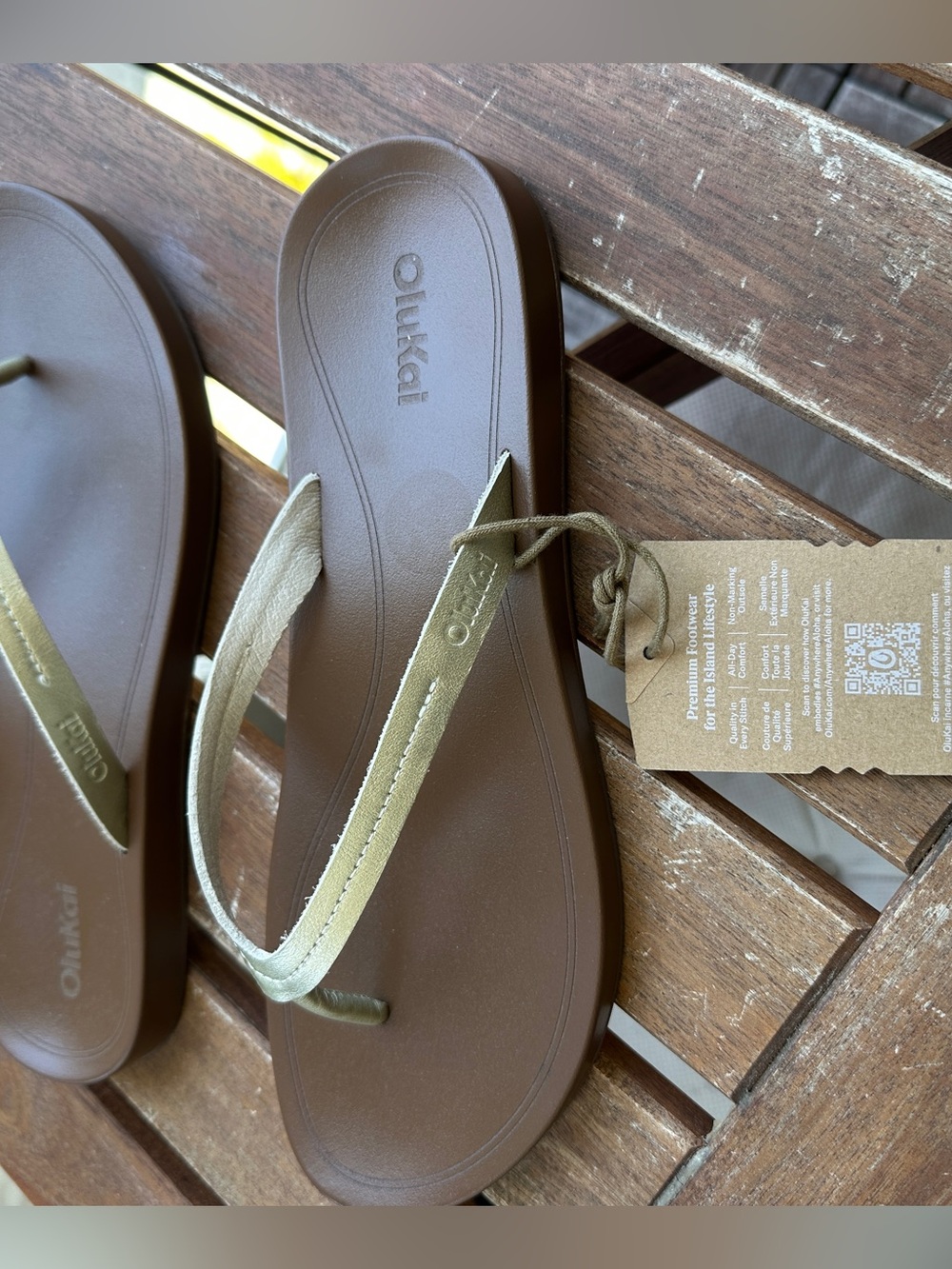 NWT OluKai Lalahi Women's Leather Thong Sandals - Wheat Gold/Toffee - 9 - Picture 3 of 6